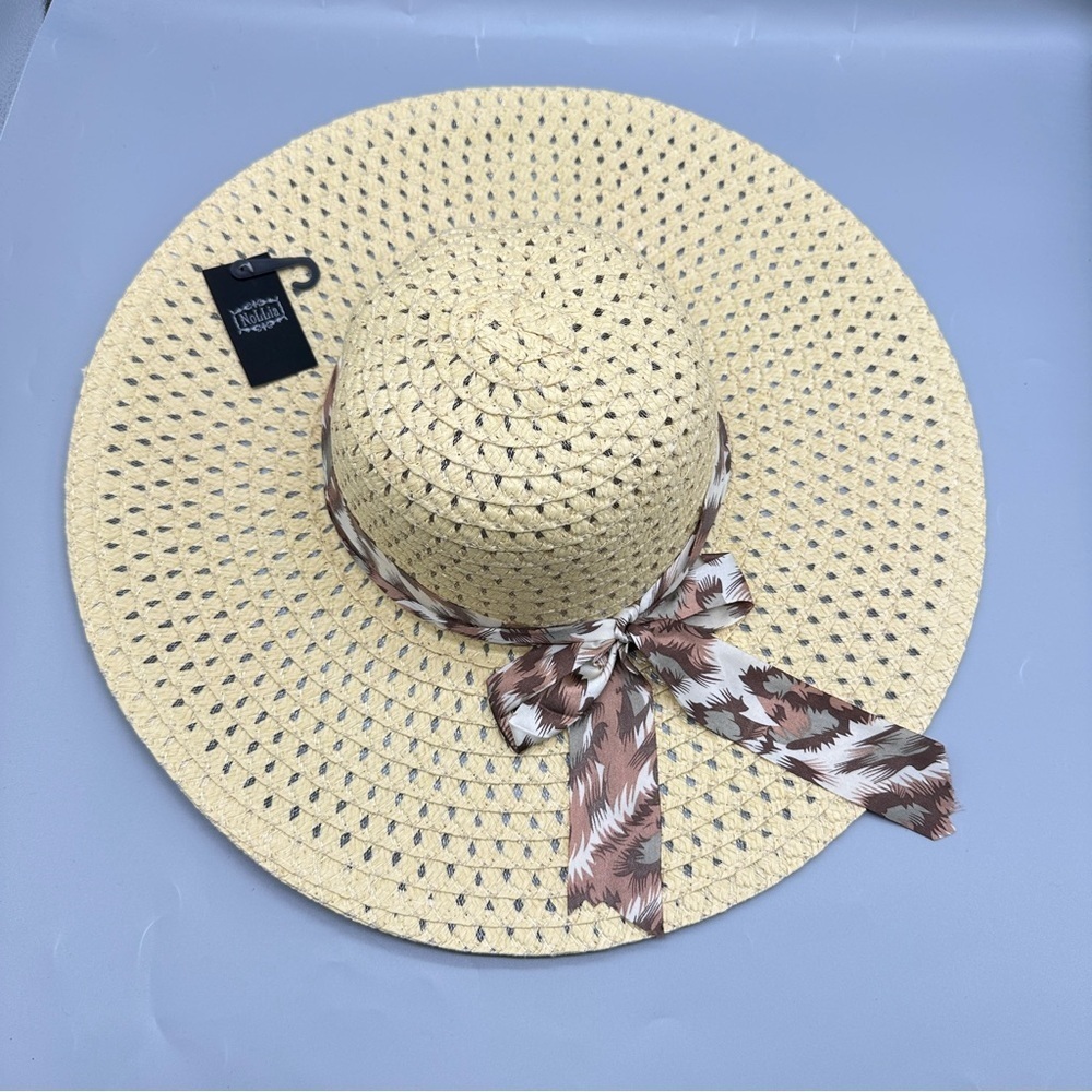 Stylish Black and Tan Women's Sun Hats in 3 Colors
